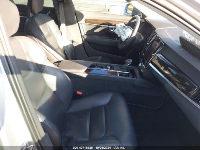 LVY982MK3JP035141 Volvo S90 T5 Momentum