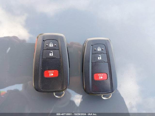 Toyota Prius Le Awd-e 2022 JTDL9MFU5N3032081 Image 11