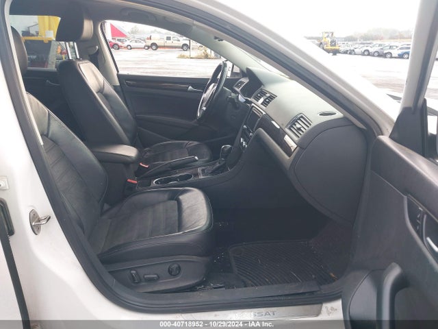 1VWCV7A32FC056283 Volkswagen Passat 2.0l Tdi Sel Premium