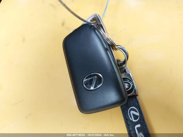JTHCA1D21R5131836 Lexus IS 300