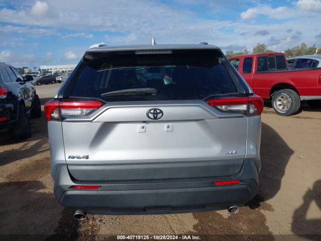 2T3W1RFV8MC157096 Toyota Rav4 Xle/xle Premium