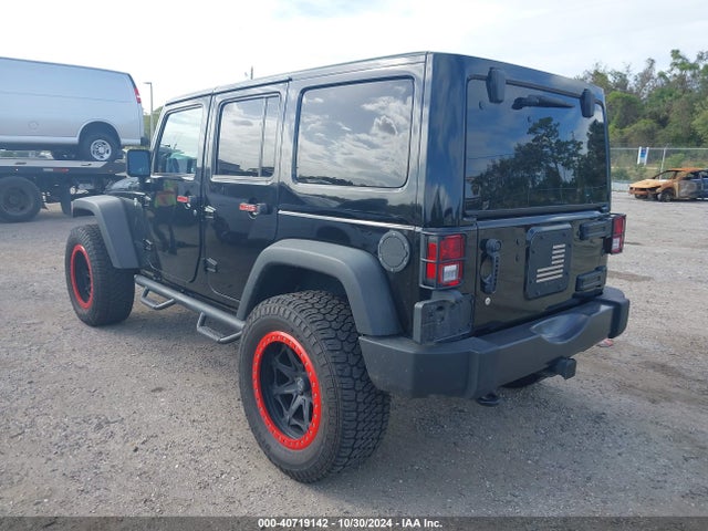 1C4BJWDG8HL651046 Jeep Wrangler Unlimited Big Bear 4x4