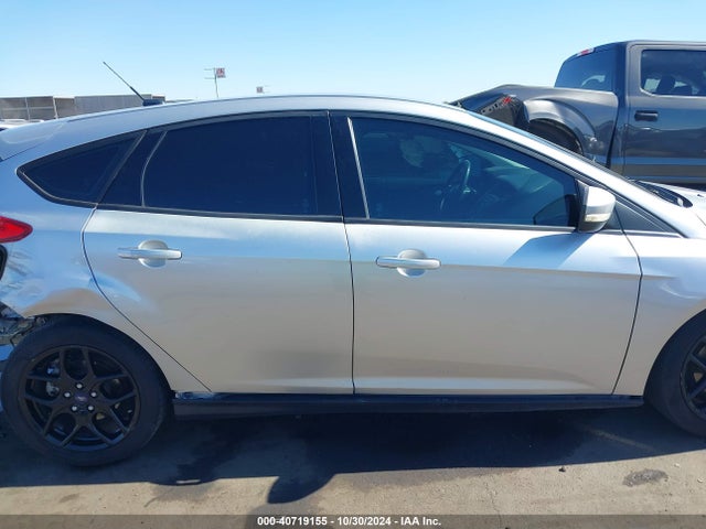 Ford FOCUS SE 2016 1FADP3K23GL307254 Image 13