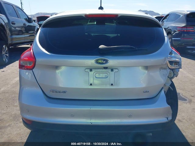 Ford FOCUS SE 2016 1FADP3K23GL307254 Image 16