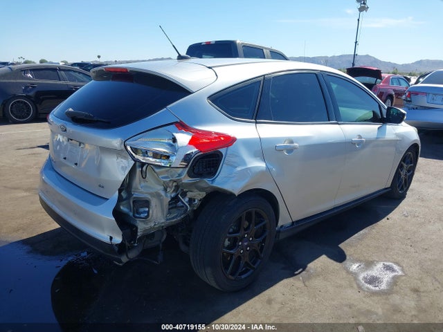 Ford FOCUS SE 2016 1FADP3K23GL307254 Image 6