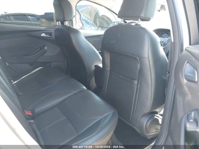 Ford FOCUS SE 2016 1FADP3K23GL307254 Image 8