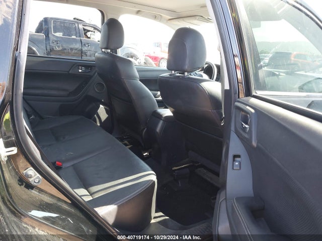 Subaru Forester 2.5i Limited 2015 JF2SJAKCXFH809052 Image 8