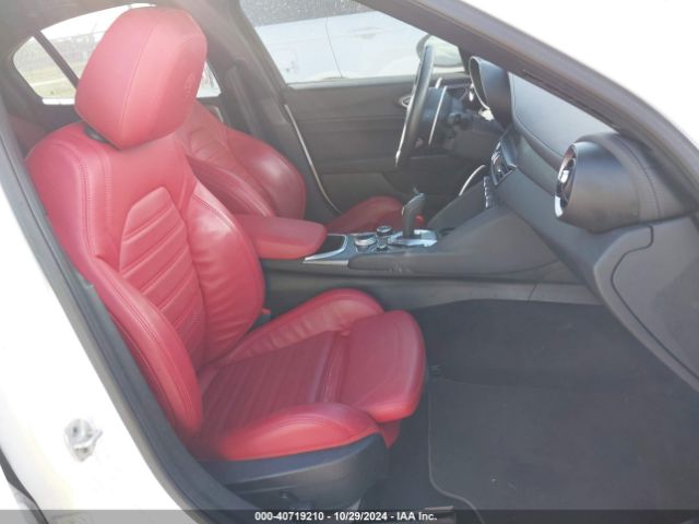 ZARFAMBN3N7663428 Alfa Romeo Giulia Veloce Ti Rwd