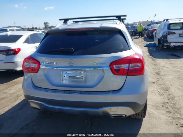 WDCTG4GB3JJ418372 Mercedes-Benz Gla 250 4matic