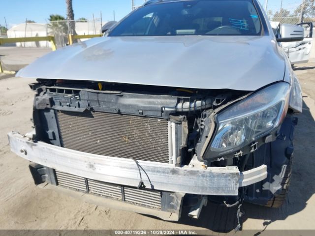WDCTG4GB3JJ418372 Mercedes-Benz Gla 250 4matic