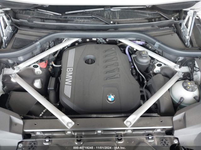 5UX23EM09R9U59929 BMW X7 Xdrive40i