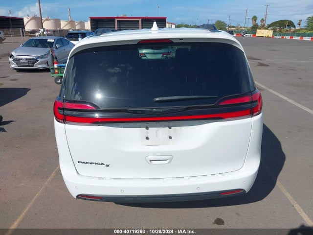 Chrysler Pacifica Touring L 2022 2C4RC1BG1NR150999 Image 17