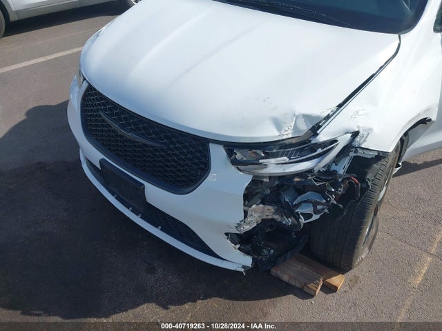Chrysler Pacifica Touring L 2022 2C4RC1BG1NR150999 Image 6