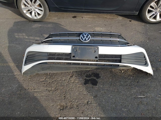 3VWNM7BU0NM020740 Volkswagen 1.5 tsi