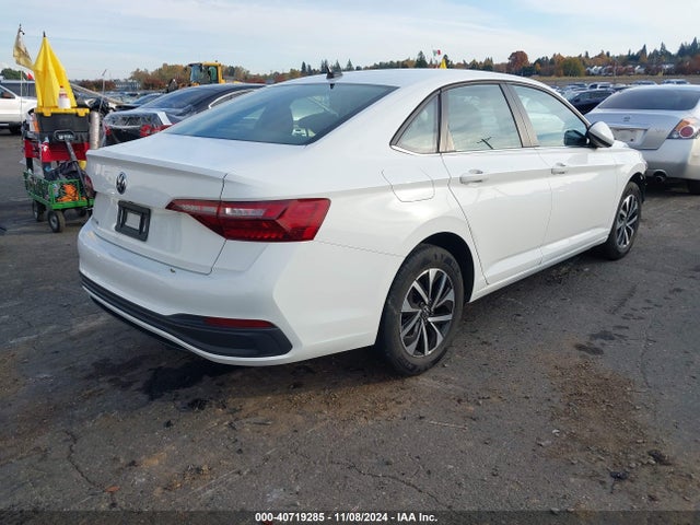 3VWNM7BU0NM020740 Volkswagen 1.5 tsi