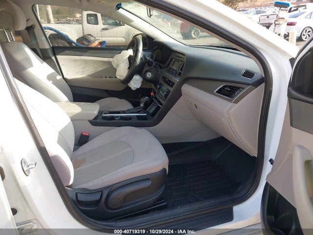 Hyundai Sonata 2017 5NPE24AF2HH561633 Image 5
