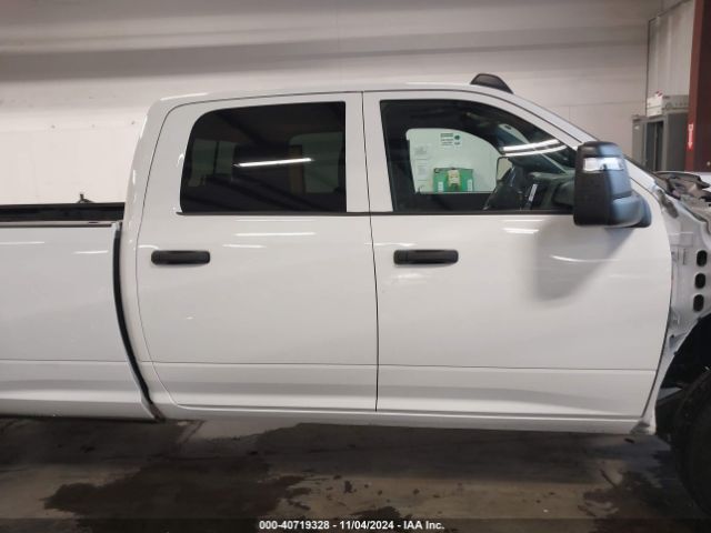 3C6UR5HL1RG236126 RAM 2500 Tradesman  4x4 8' Box
