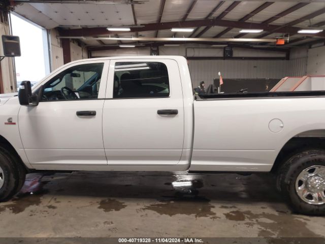 3C6UR5HL1RG236126 RAM 2500 Tradesman  4x4 8' Box