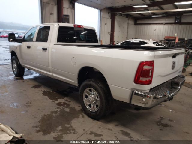 3C6UR5HL1RG236126 RAM 2500 Tradesman  4x4 8' Box
