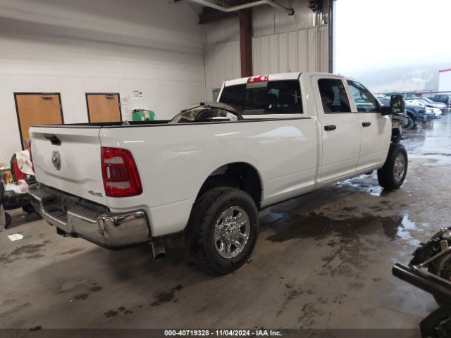 3C6UR5HL1RG236126 RAM 2500 Tradesman  4x4 8' Box