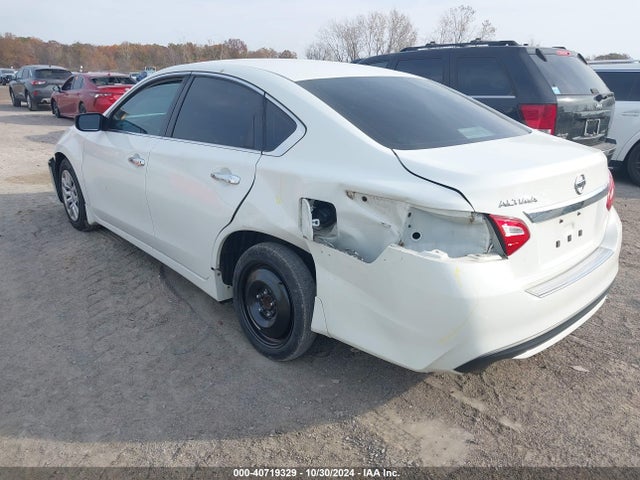 Nissan Altima 2.5 S 2016 1N4AL3AP7GC180617 Image 3