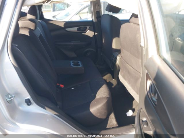 JN1BJ1CPXKW240986 Nissan Rogue Sport S