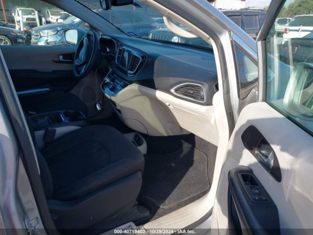 2C4RC1FG3JR279847 Chrysler Pacifica Touring Plus