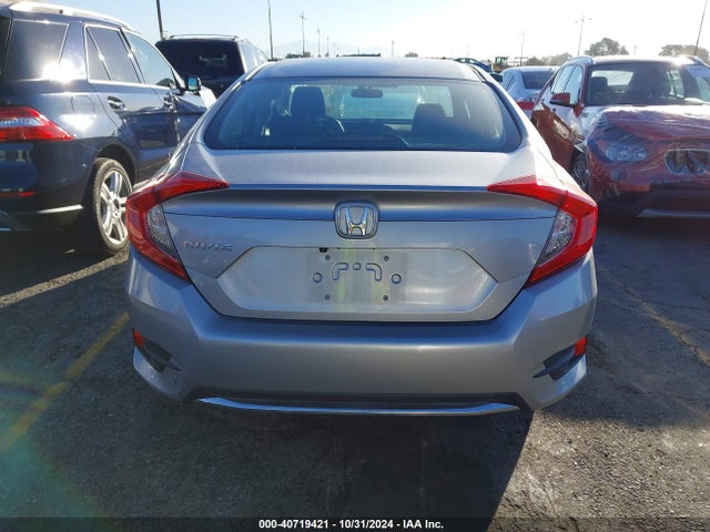 Honda Civic Lx 2019 2HGFC2F69KH554517 Image 16