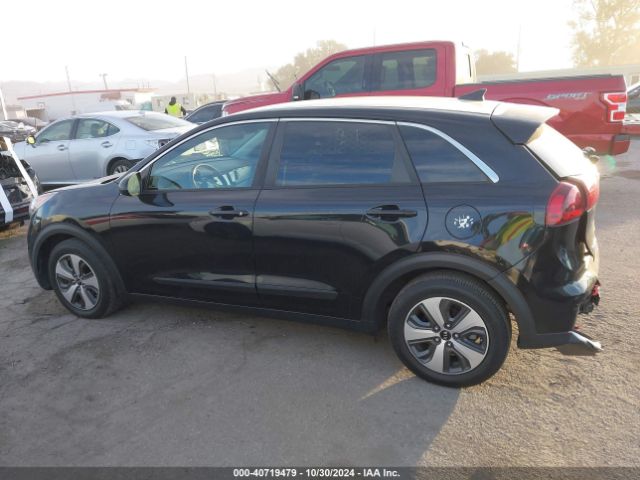 KNDCB3LC4H5047884 KIA NIRO FE