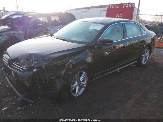 1VWBT7A32FC030011 Volkswagen Passat 1.8t Se