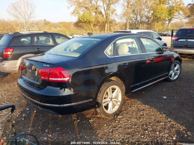 1VWBT7A32FC030011 Volkswagen Passat 1.8t Se