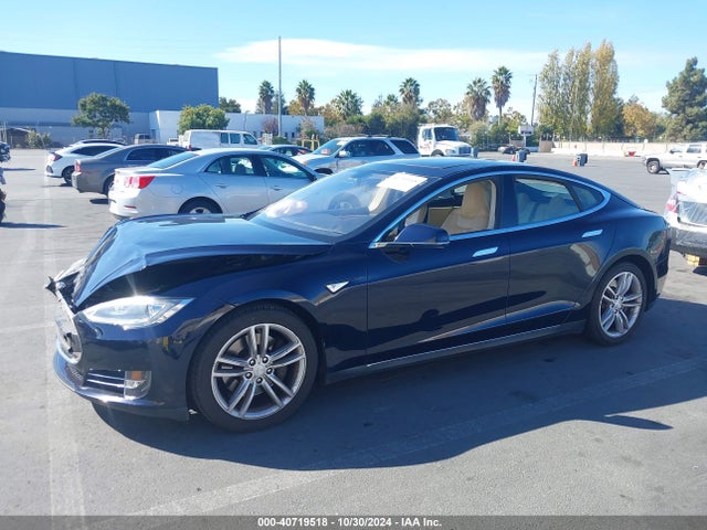 2013 TESLA MODEL S 5YJSA1CG0DFP09345 Photo 1
