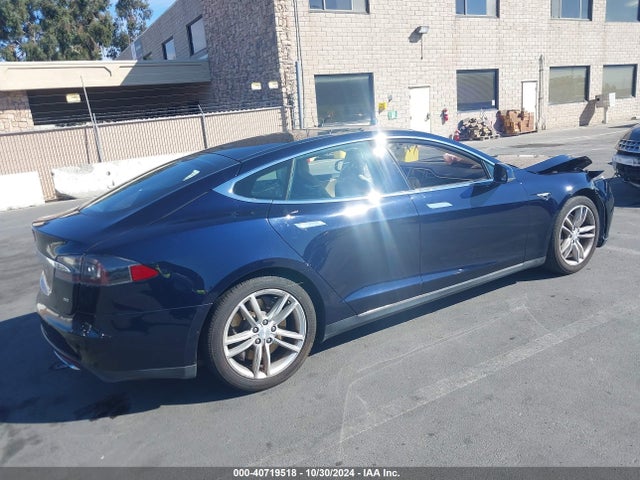2013 TESLA MODEL S 5YJSA1CG0DFP09345 Photo 3