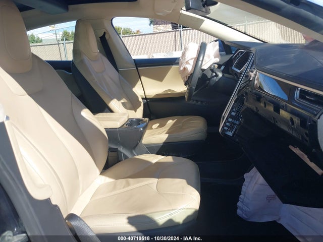 2013 TESLA MODEL S 5YJSA1CG0DFP09345 Photo 4