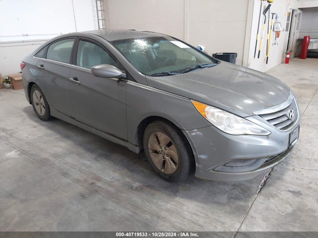 2014 5NPEB4AC5EH815725 main image
