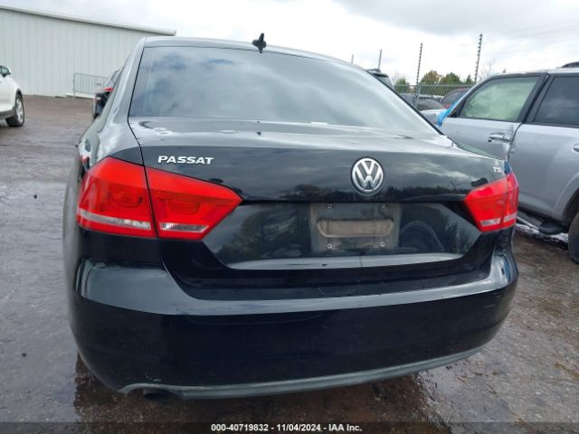1VWAT7A3XFC037364 Volkswagen Passat 1.8t Wolfsburg Edition