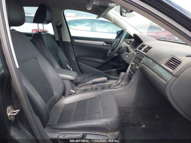 1VWAT7A3XFC037364 Volkswagen Passat 1.8t Wolfsburg Edition