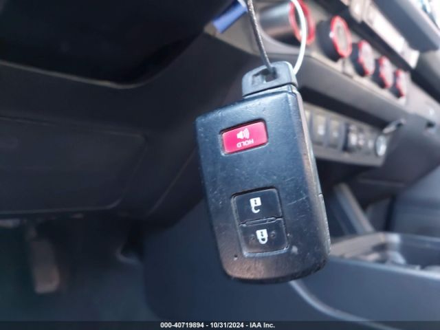 5TFCZ5AN4JX132665 Toyota Tacoma Trd Pro