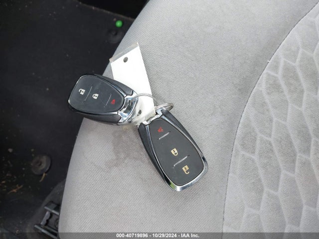Chevrolet EQUINOX LS 2018 2GNAXREV2J6297202 Image 11