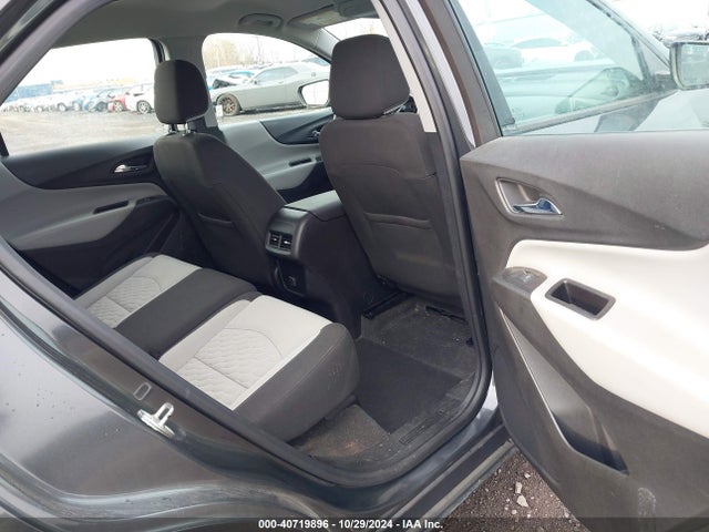 Chevrolet EQUINOX LS 2018 2GNAXREV2J6297202 Image 8
