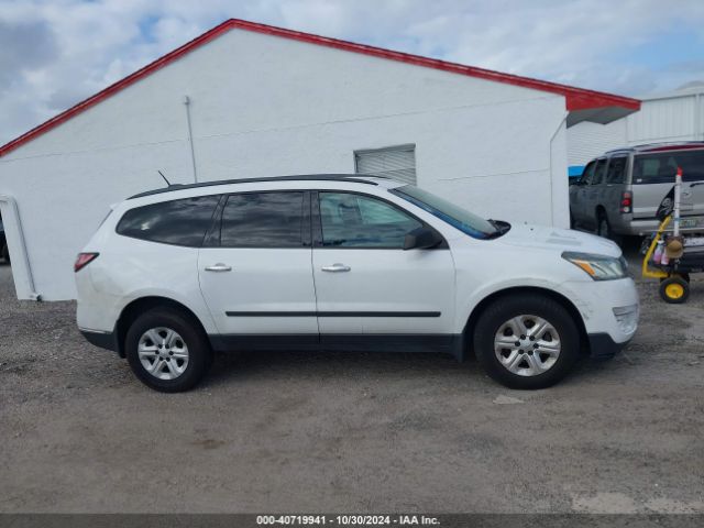 1GNKRFED8HJ252864 Chevrolet Traverse Ls