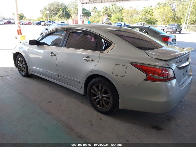 Nissan Altima 2.5 S 2015 1N4AL3APXFN351461 Image 3