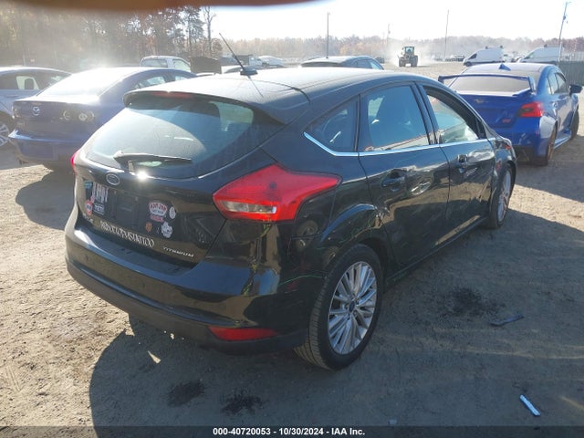 Ford Focus Titanium 2015 1FADP3N20FL215920 Image 4