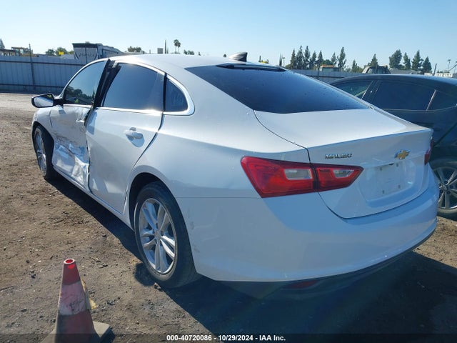 Chevrolet MALIBU LT 2018 1G1ZD5ST1JF170794 Image 3