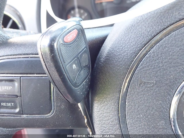 1C4NJCBB4ED889596 Jeep Compass Sport