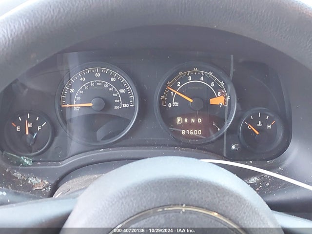 1C4NJCBB4ED889596 Jeep Compass Sport