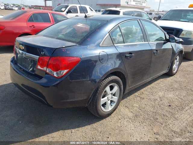 Chevrolet Cruze 1lt Auto 2015 1G1PC5SBXF7207442 Image 4