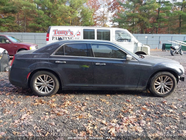 Chrysler 300C 2017 2C3CCAEGXHH552147 Image 13