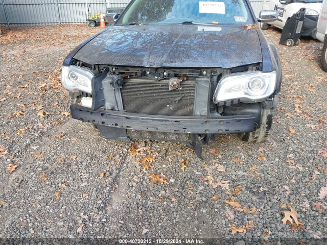 Chrysler 300C 2017 2C3CCAEGXHH552147 Image 6