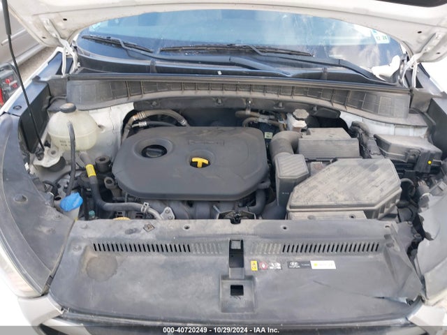 Hyundai TUCSON SE 2018 KM8J23A41JU646204 Image 10